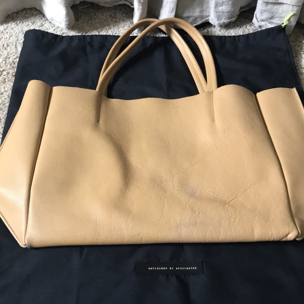Ampersand as Apostrophe sideways tote